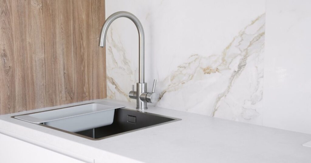 5 Of The Best American Standard Kitchen Faucets For Aging in Place 